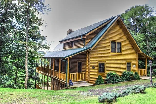Image number 18 for the current listing
