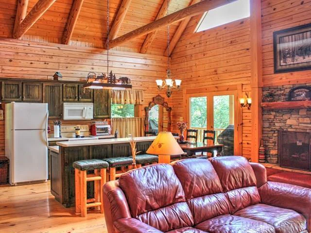 Image number 19 for the current listing