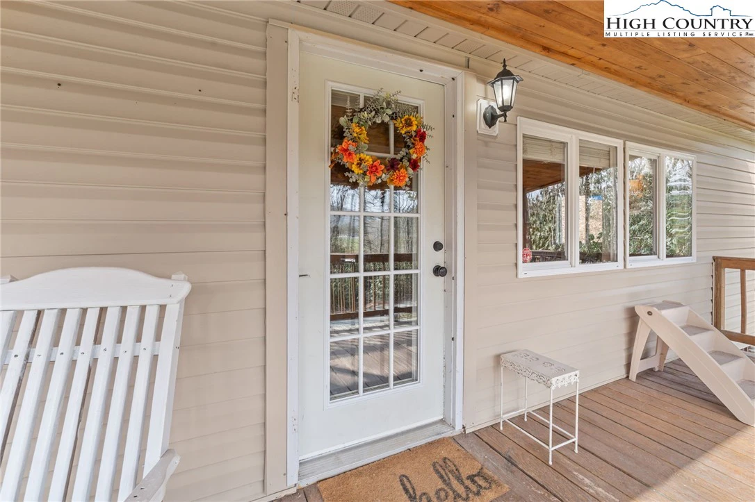 Image number 8 for the current listing