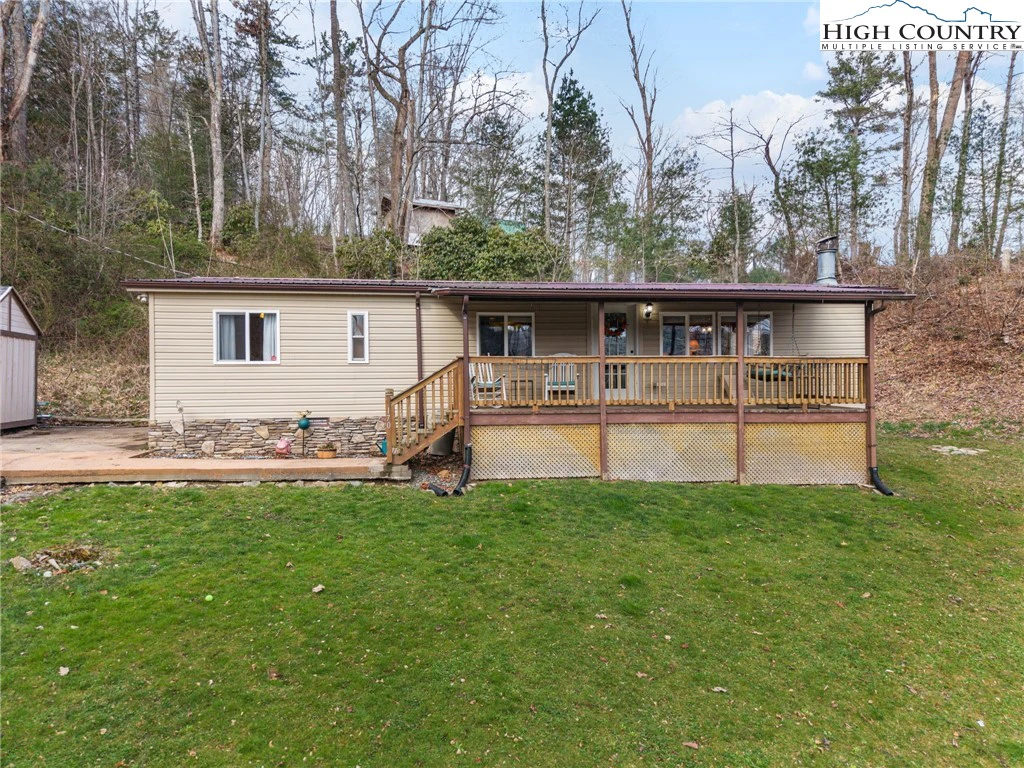 Image number 13 for the current listing