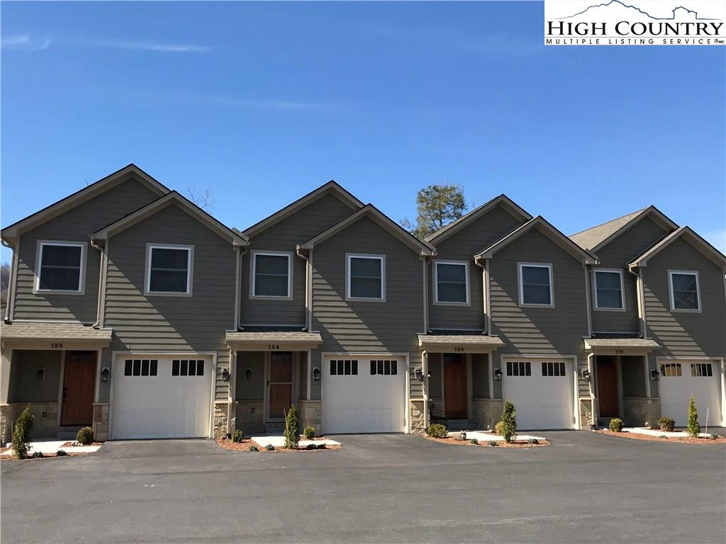 Image number 1 for the current listing
