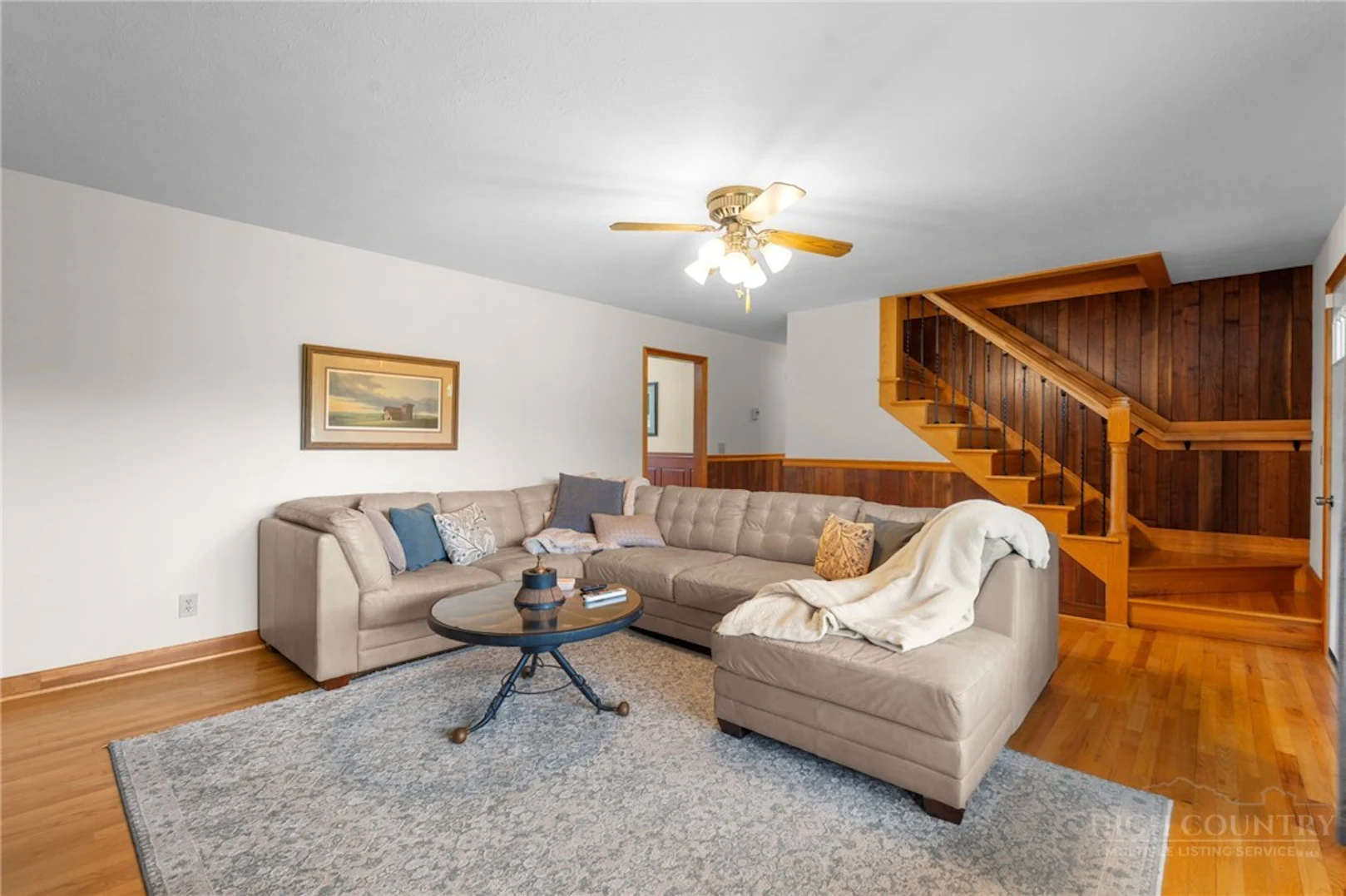 Image number 18 for the current listing