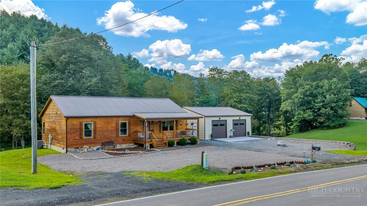 Image number 2 for the current listing