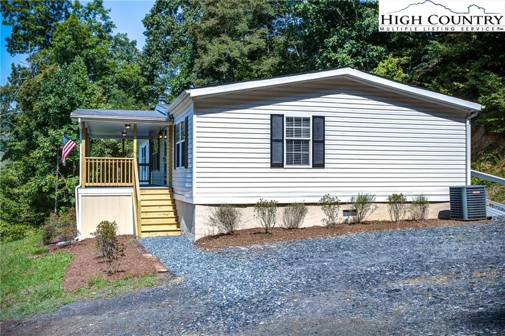 Image number 16 for the current listing