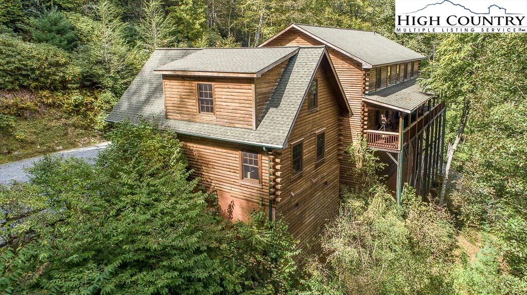 Image number 1 for the current listing