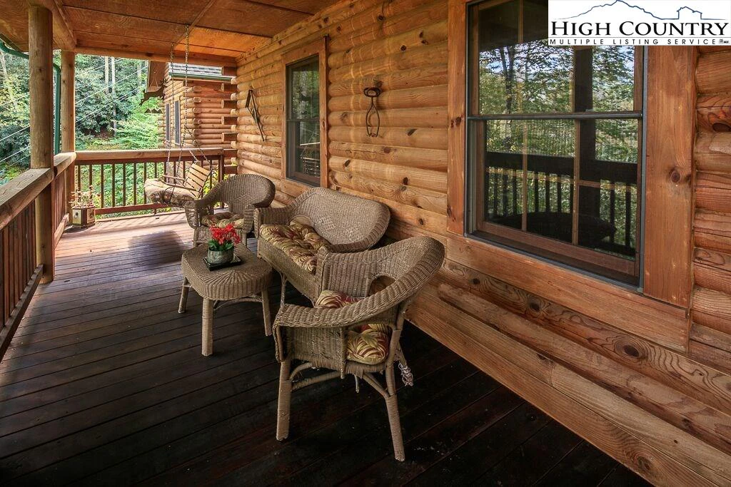 Image number 20 for the current listing