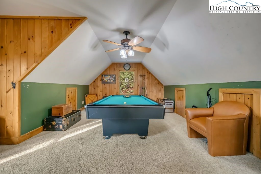 Image number 3 for the current listing