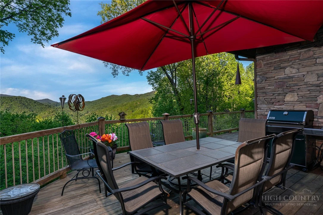Image number 3 for the current listing