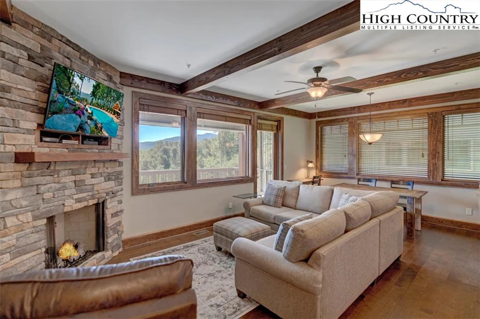 Image number 1 for the current listing