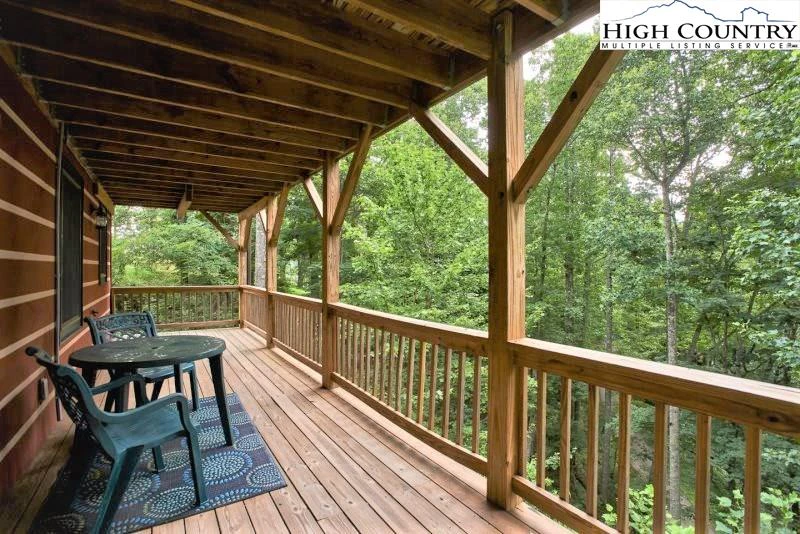 Image number 4 for the current listing