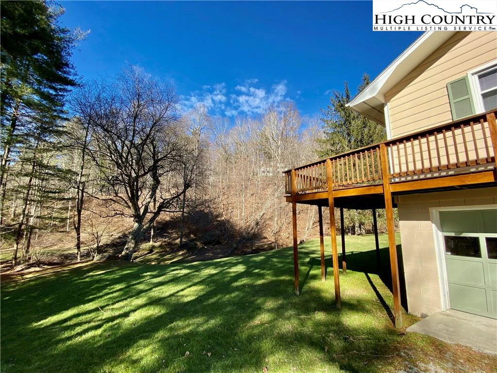 Image number 15 for the current listing