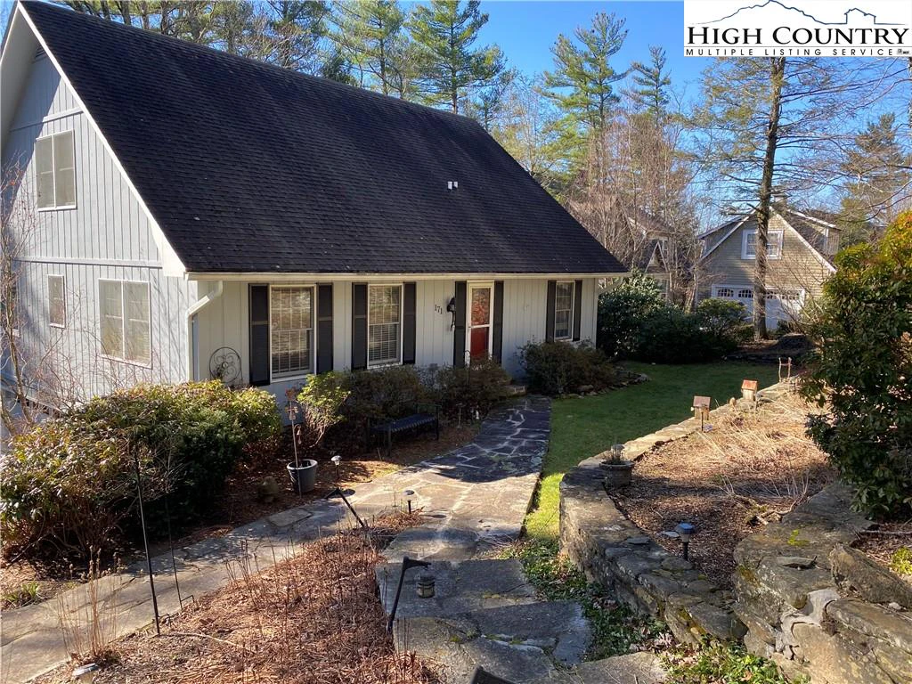 Image number 1 for the current listing