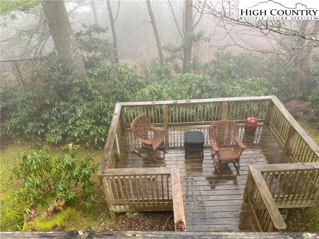 Image number 3 for the current listing