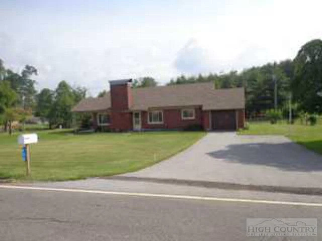 Image number 1 for the current listing