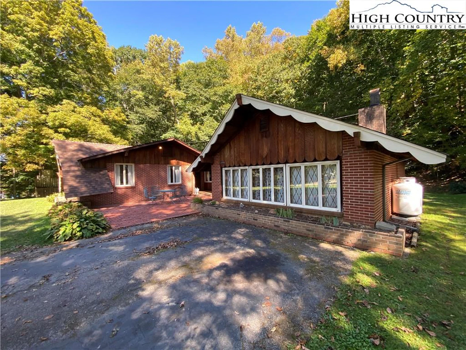 Image number 27 for the current listing