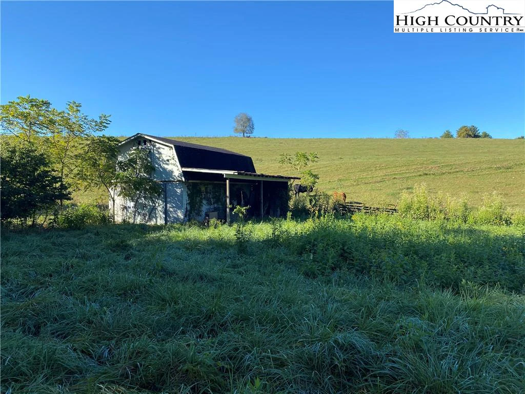 Image number 22 for the current listing