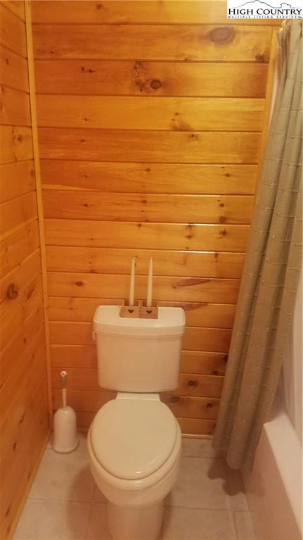 Image number 5 for the current listing