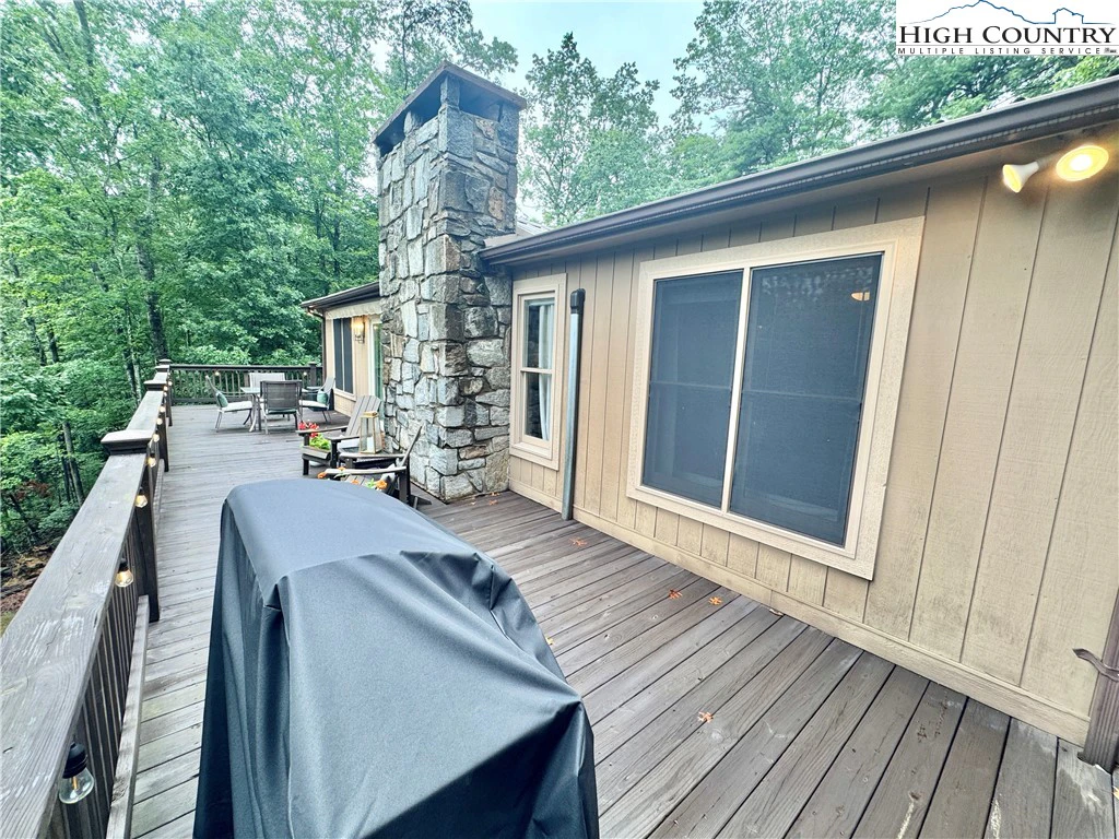 Image number 5 for the current listing