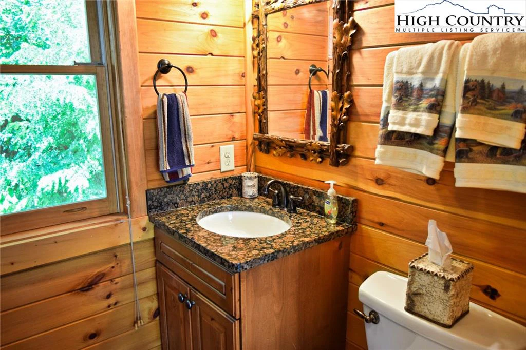 Image number 6 for the current listing