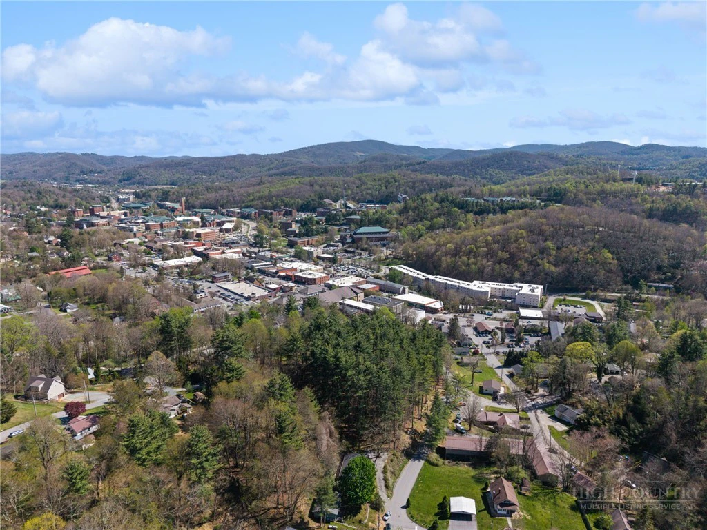 Image number 5 for the current listing