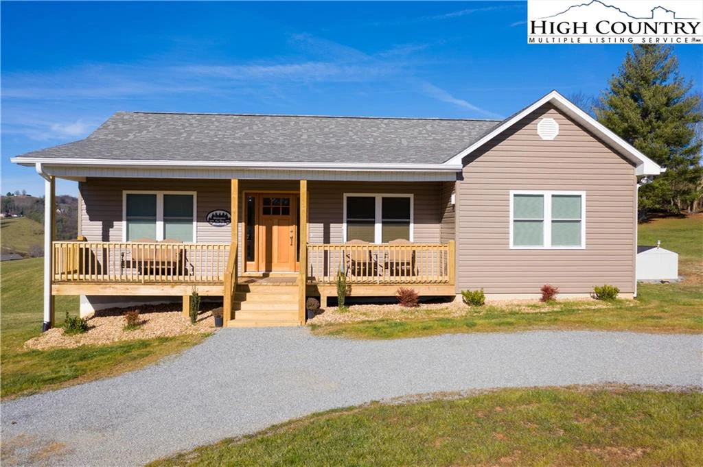 Image number 1 for the current listing