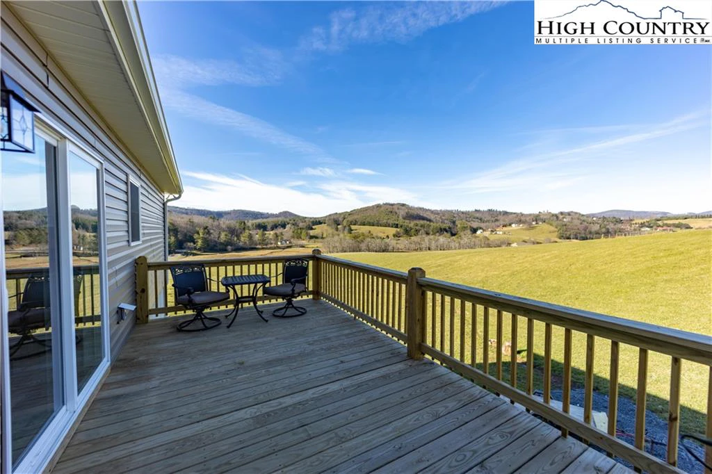 Image number 2 for the current listing