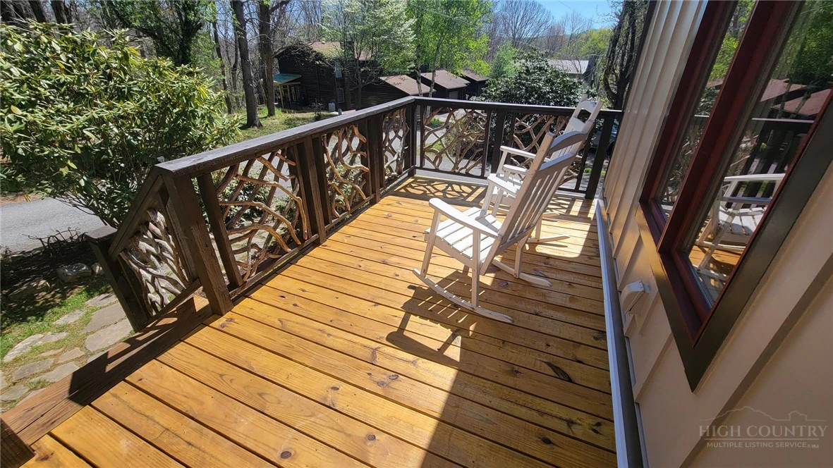 Image number 6 for the current listing