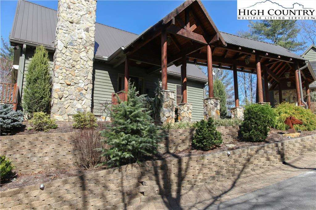 Image number 12 for the current listing
