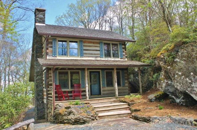 Image number 1 for the current listing