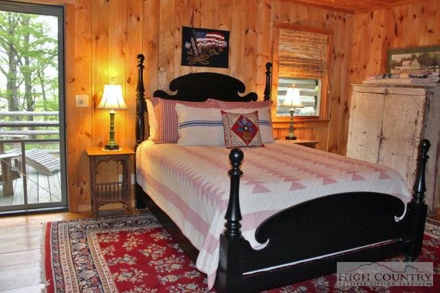 Image number 6 for the current listing