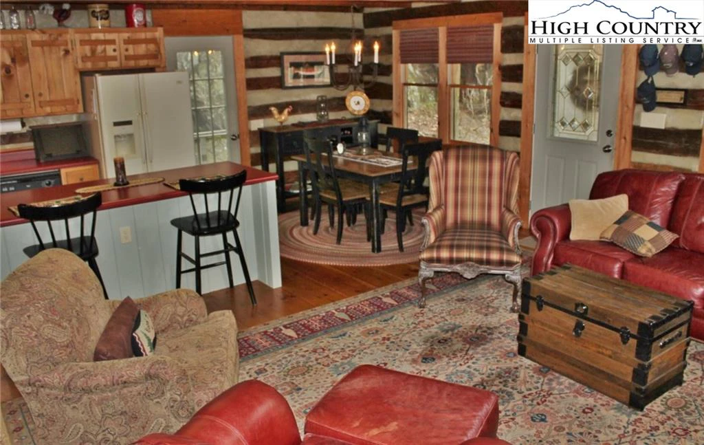 Image number 12 for the current listing