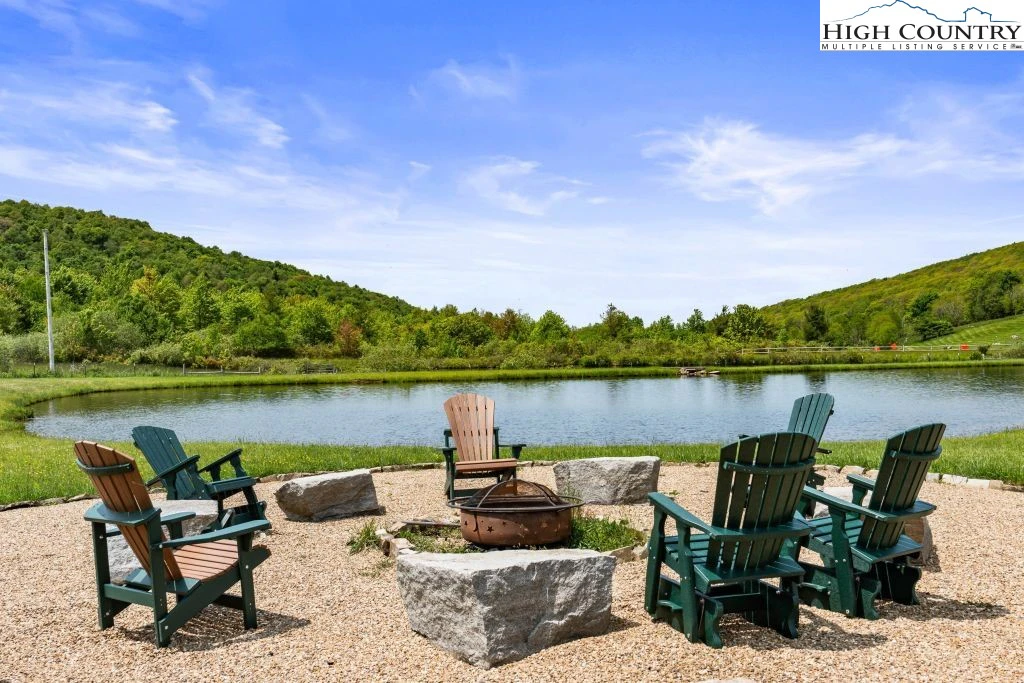 Image number 20 for the current listing