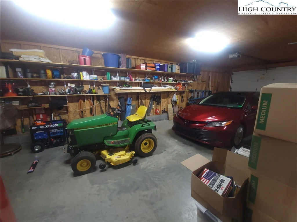 Image number 6 for the current listing