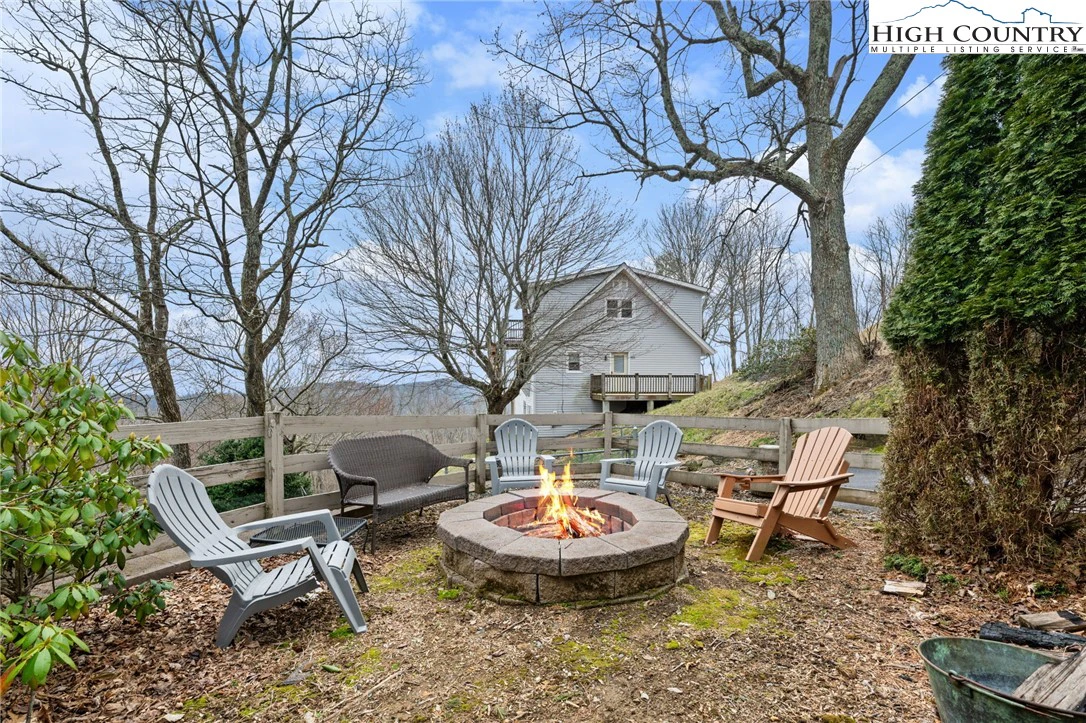 Image number 12 for the current listing