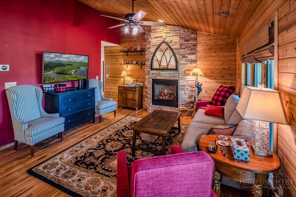 Image number 6 for the current listing