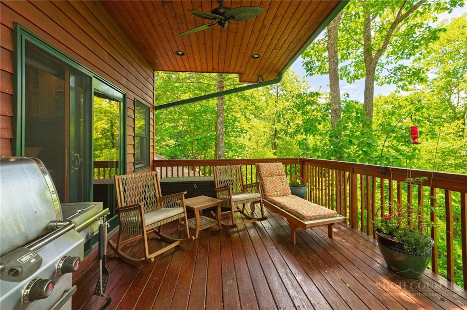 Image number 3 for the current listing