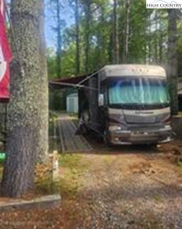 Image number 1 for the current listing