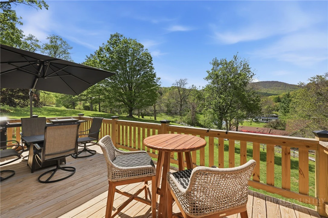 Image number 12 for the current listing