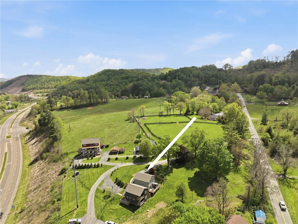 Image number 18 for the current listing