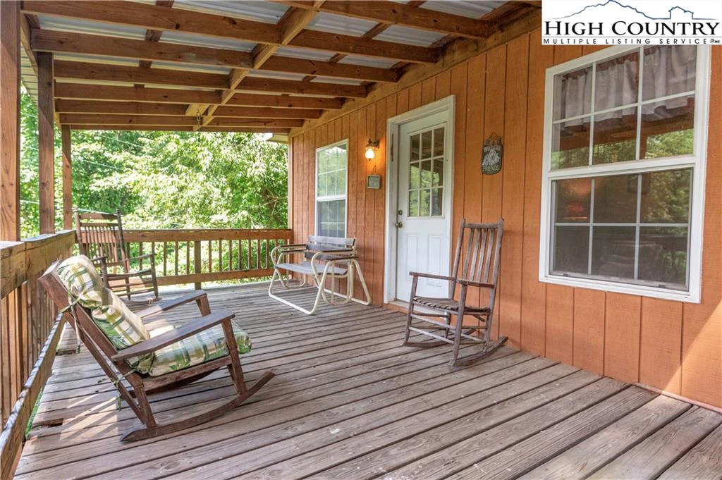 Image number 12 for the current listing