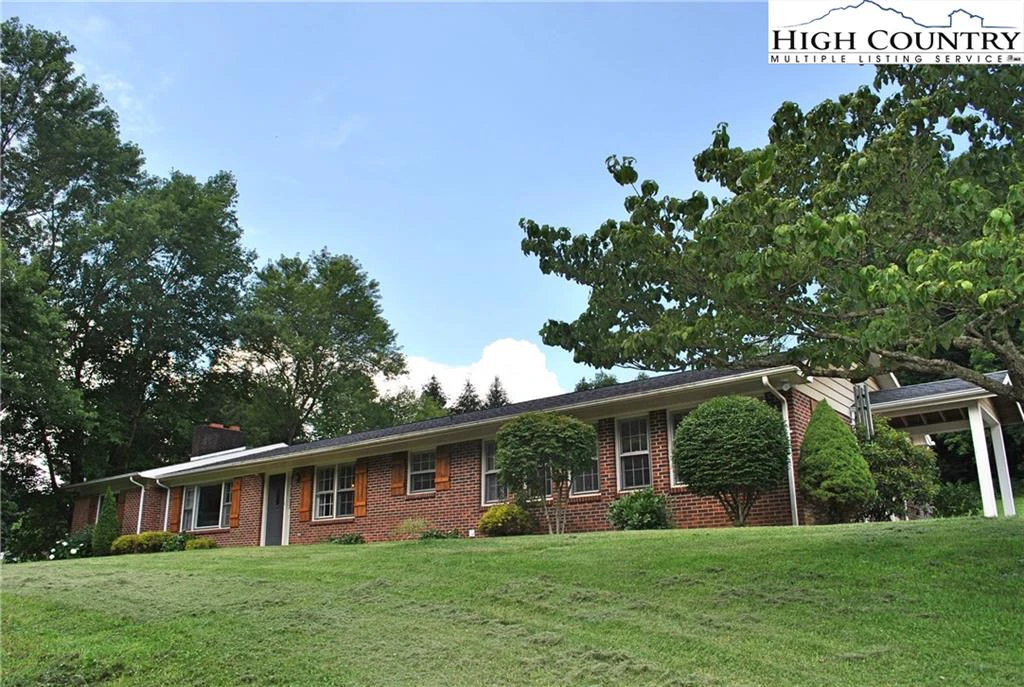 Image number 1 for the current listing