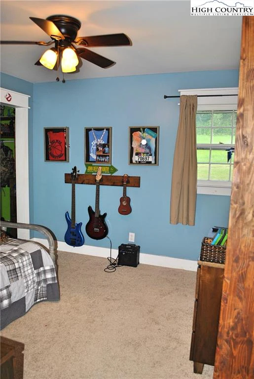 Image number 11 for the current listing