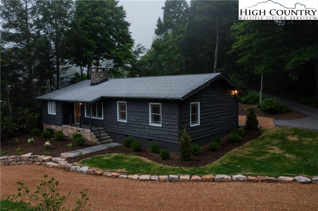 Image number 7 for the current listing