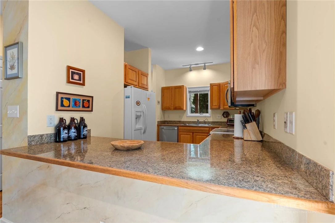 Image number 6 for the current listing