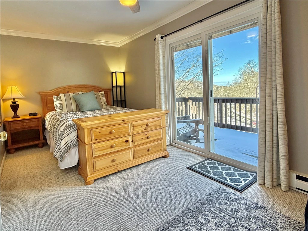 Image number 6 for the current listing