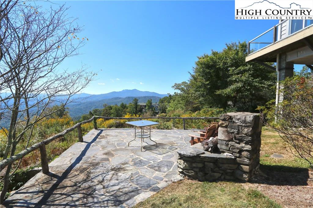 Image number 22 for the current listing