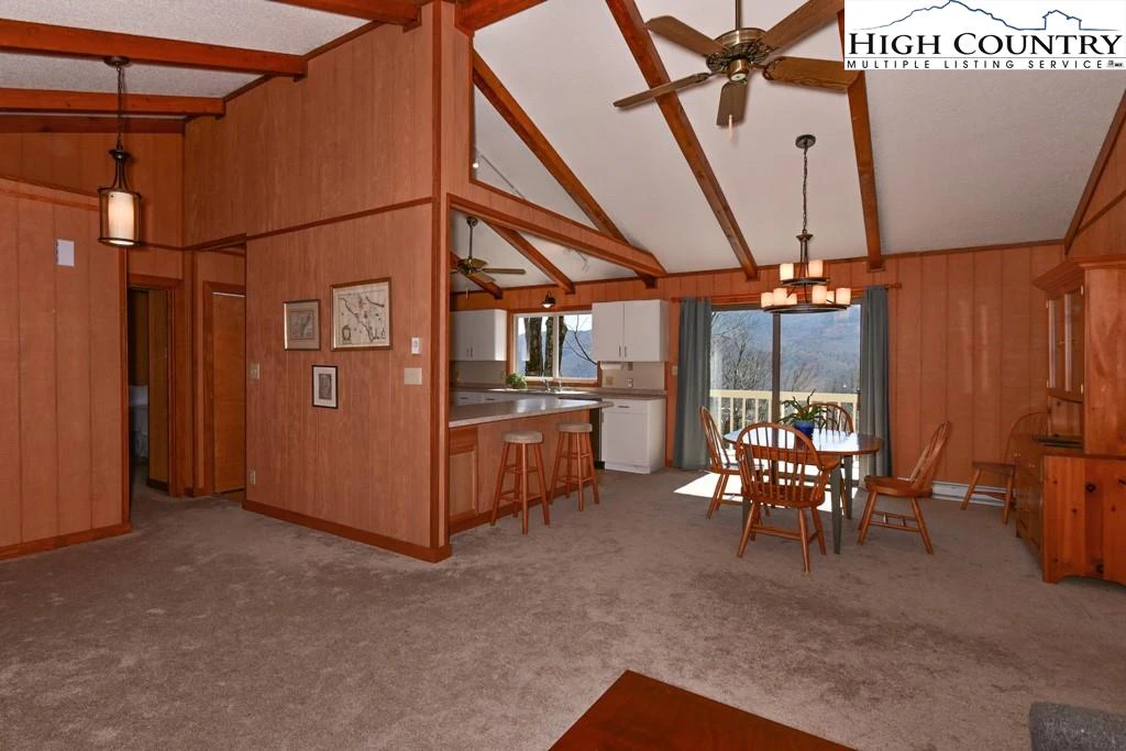 Image number 13 for the current listing