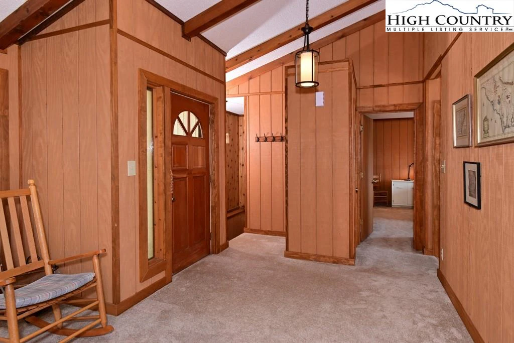 Image number 12 for the current listing