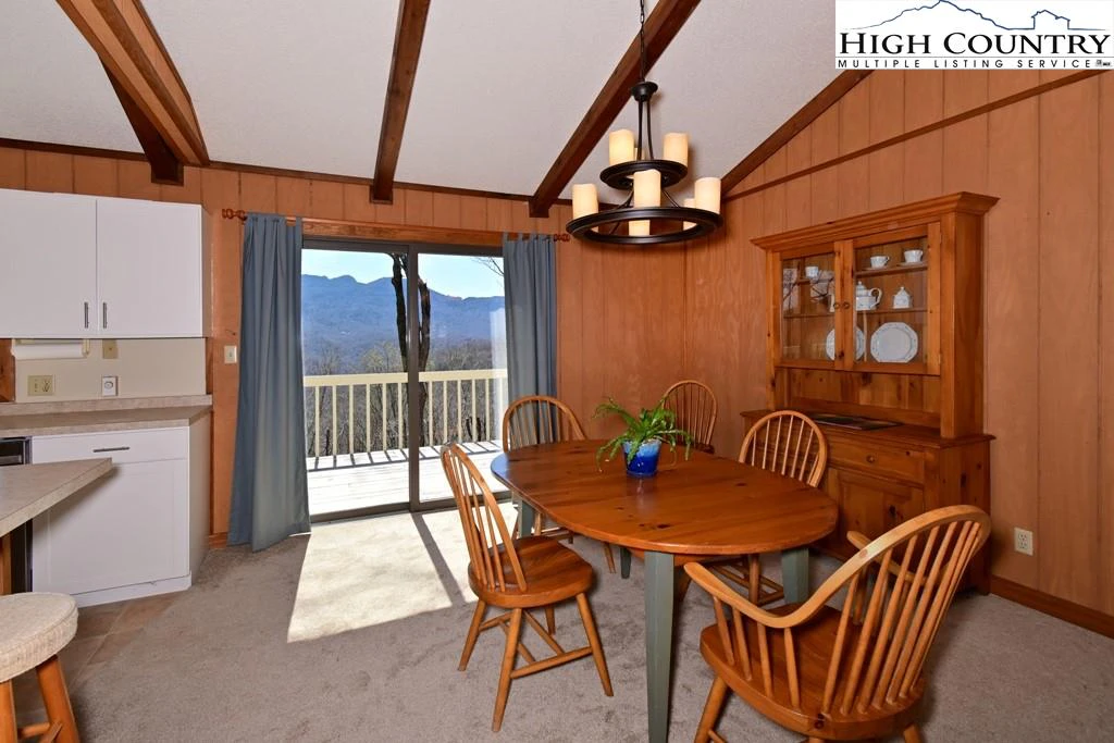 Image number 10 for the current listing