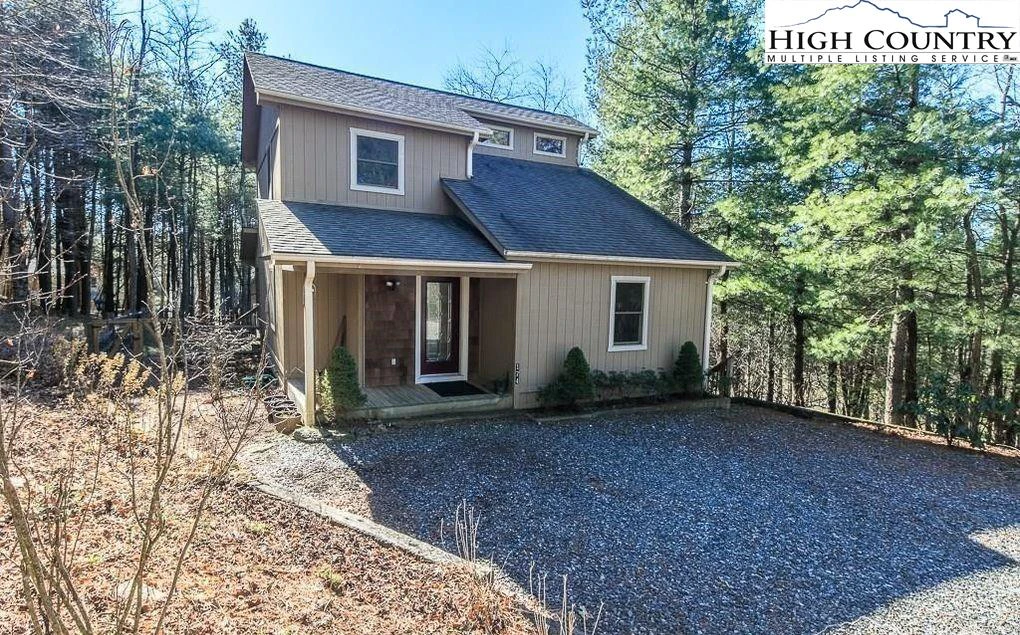 Image number 11 for the current listing